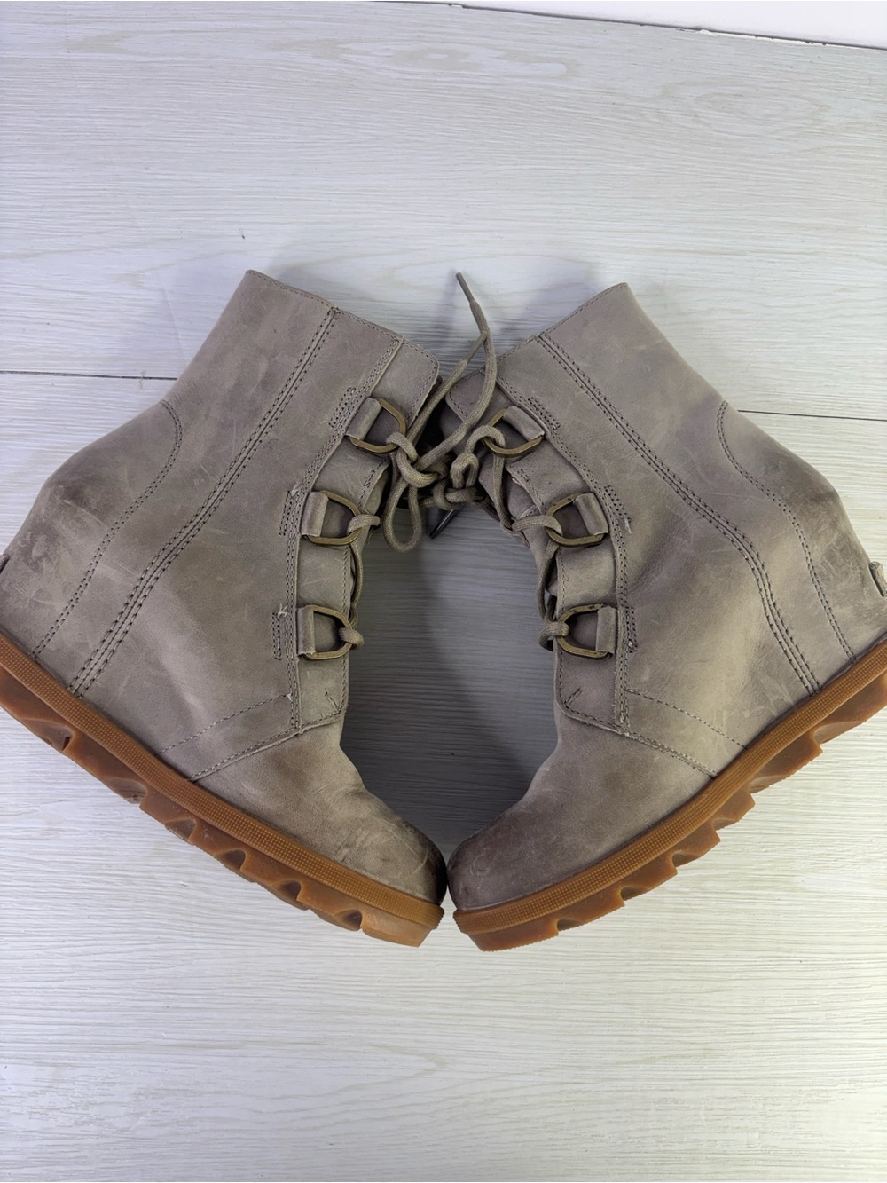 Sorel Joan of Arctic Wedge II winter ombre grunge distressed boots size 8